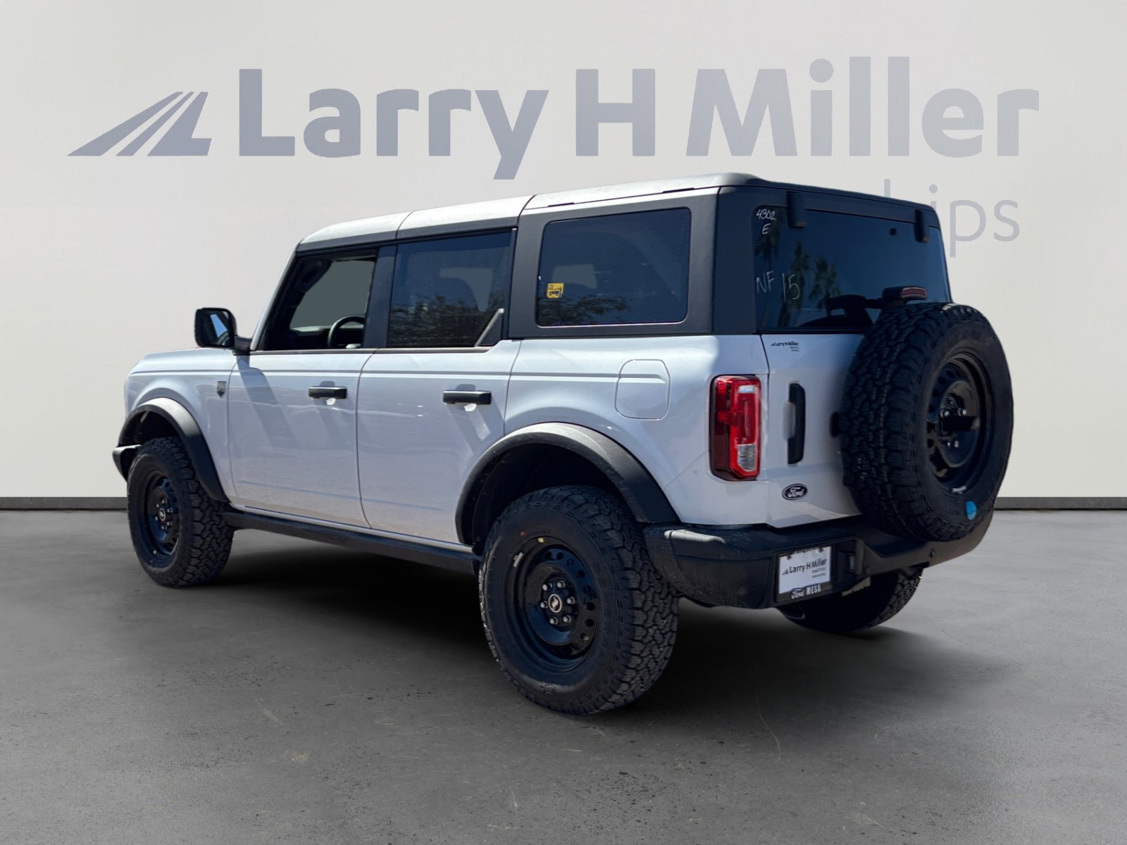 New 2026 Ford Bronco Big Bend w/ Black Diamond Package image 3