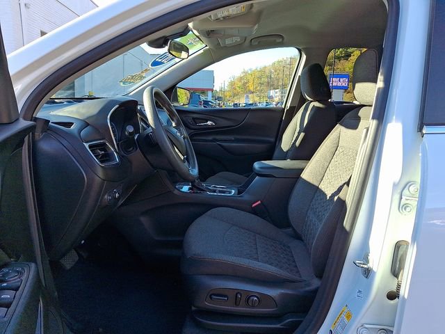 Used 2023 Chevrolet Equinox LT w/ LPO, Floor Liner Package image 16