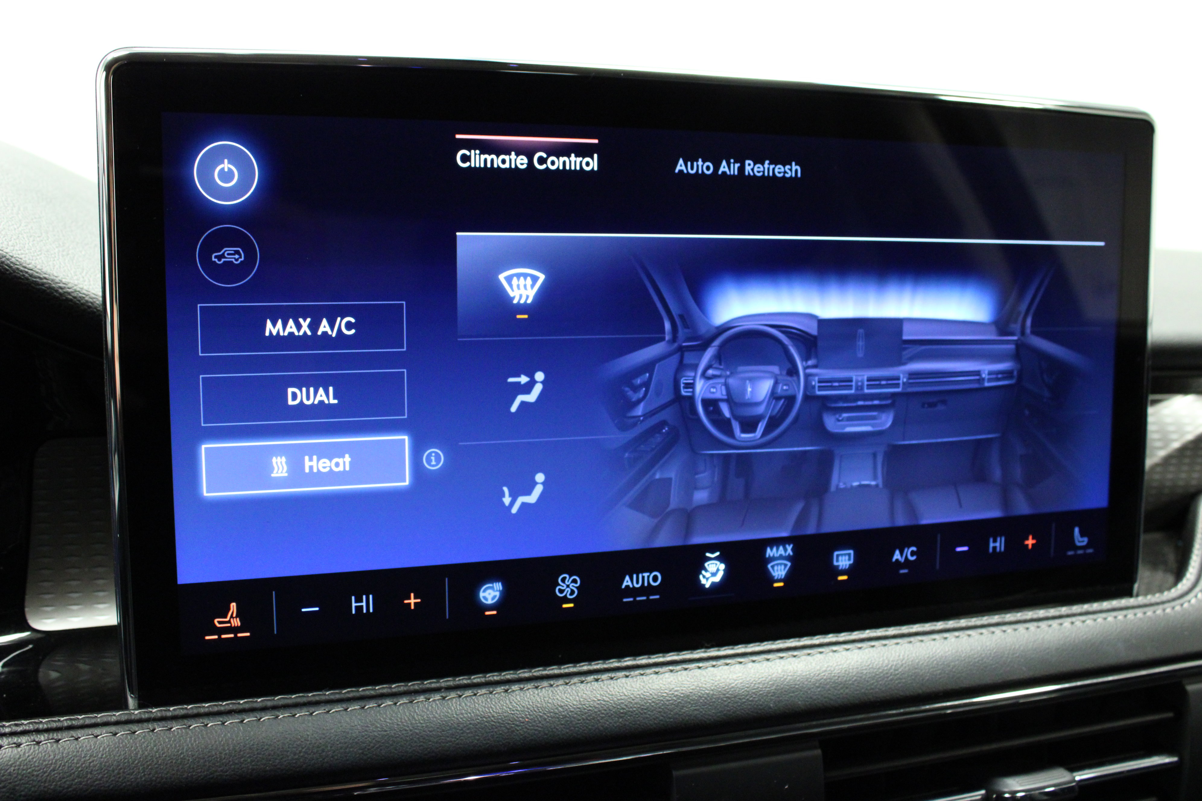 Used 2023 Lincoln Corsair Grand Touring image 28