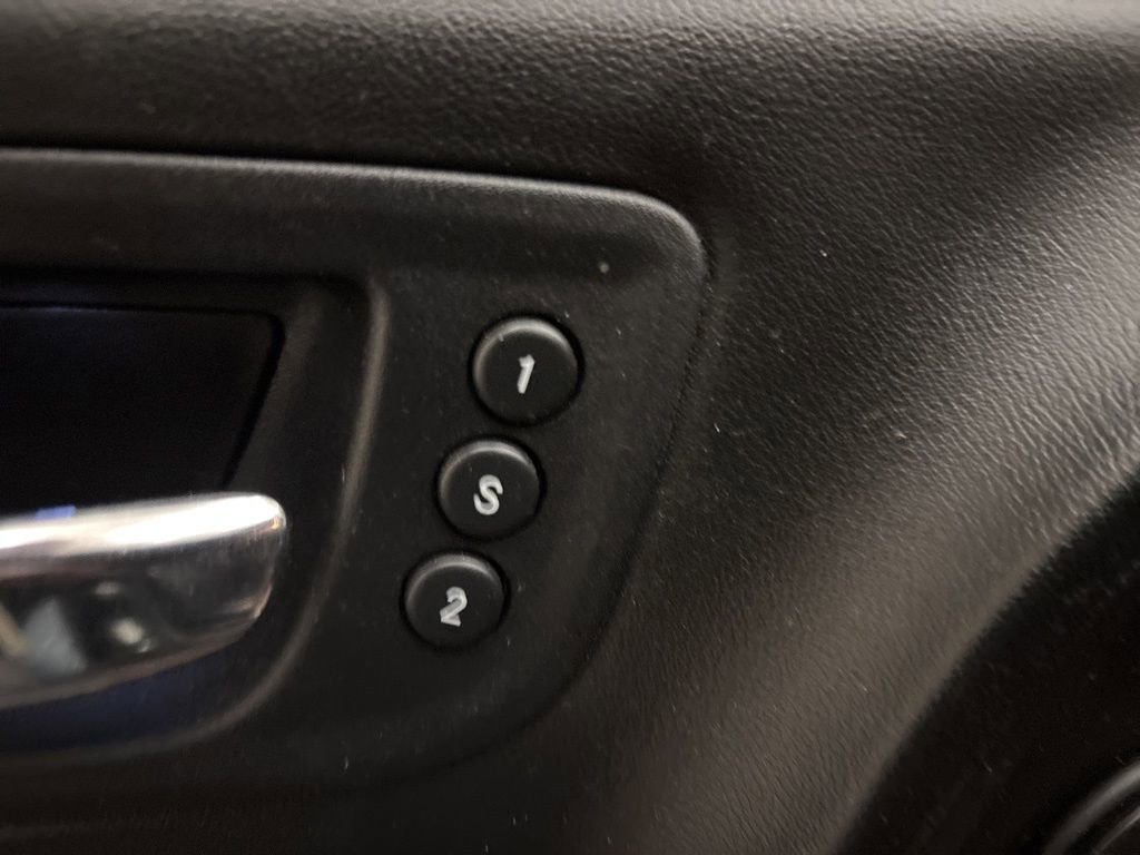 Used 2022 Dodge Charger SRT Hellcat w/ Harman/Kardon Audio Group image 11