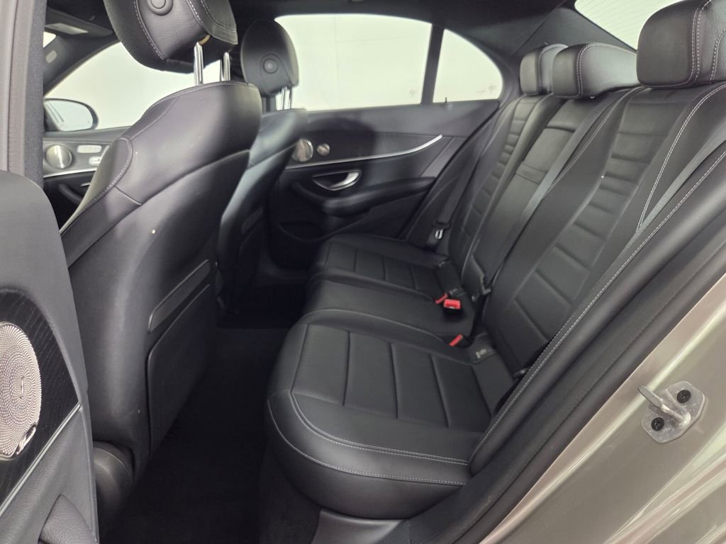 Used 2023 Mercedes-Benz E 350 4MATIC Sedan image 25