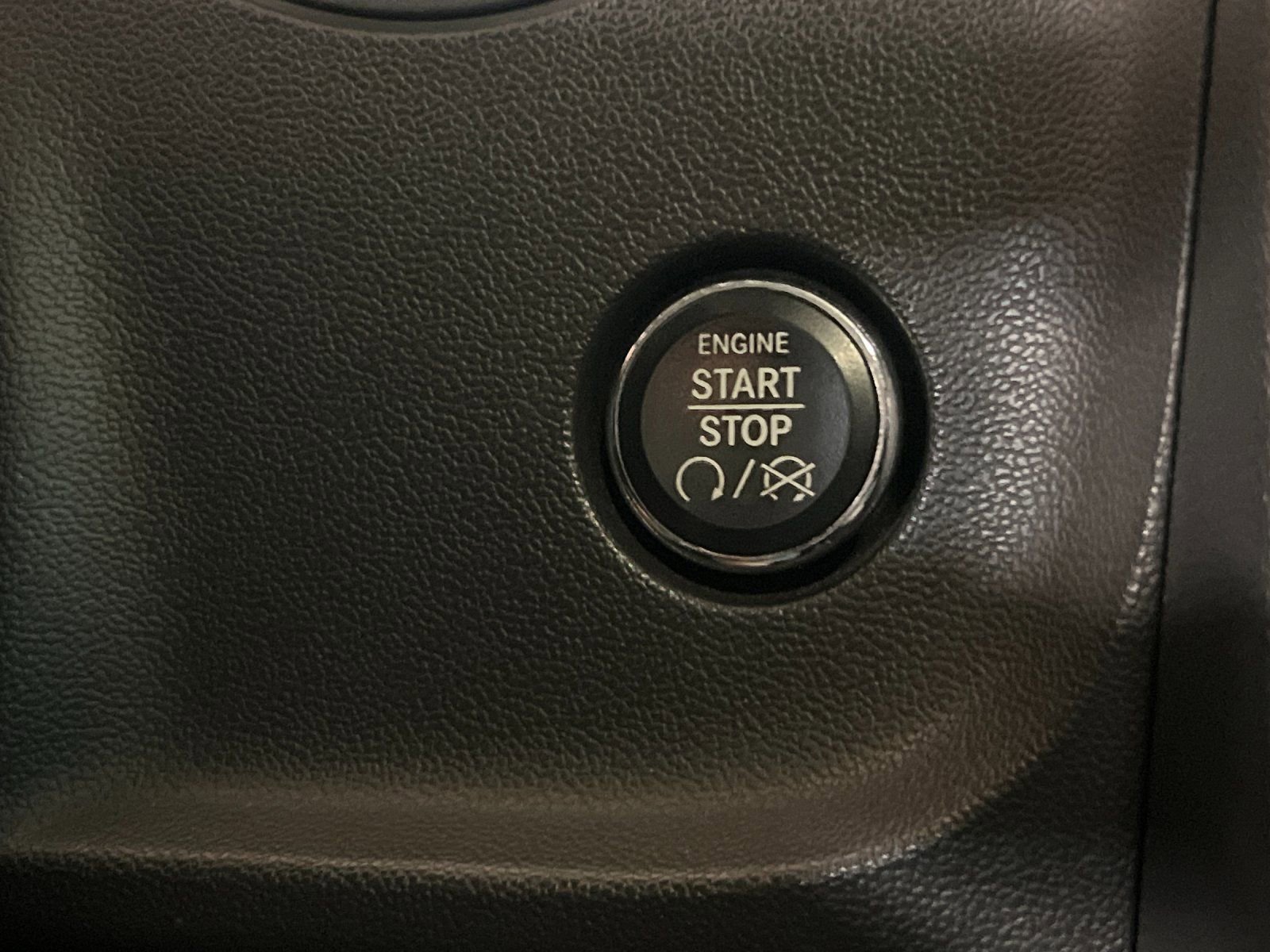 Used 2009 Dodge Challenger SRT8 image 16