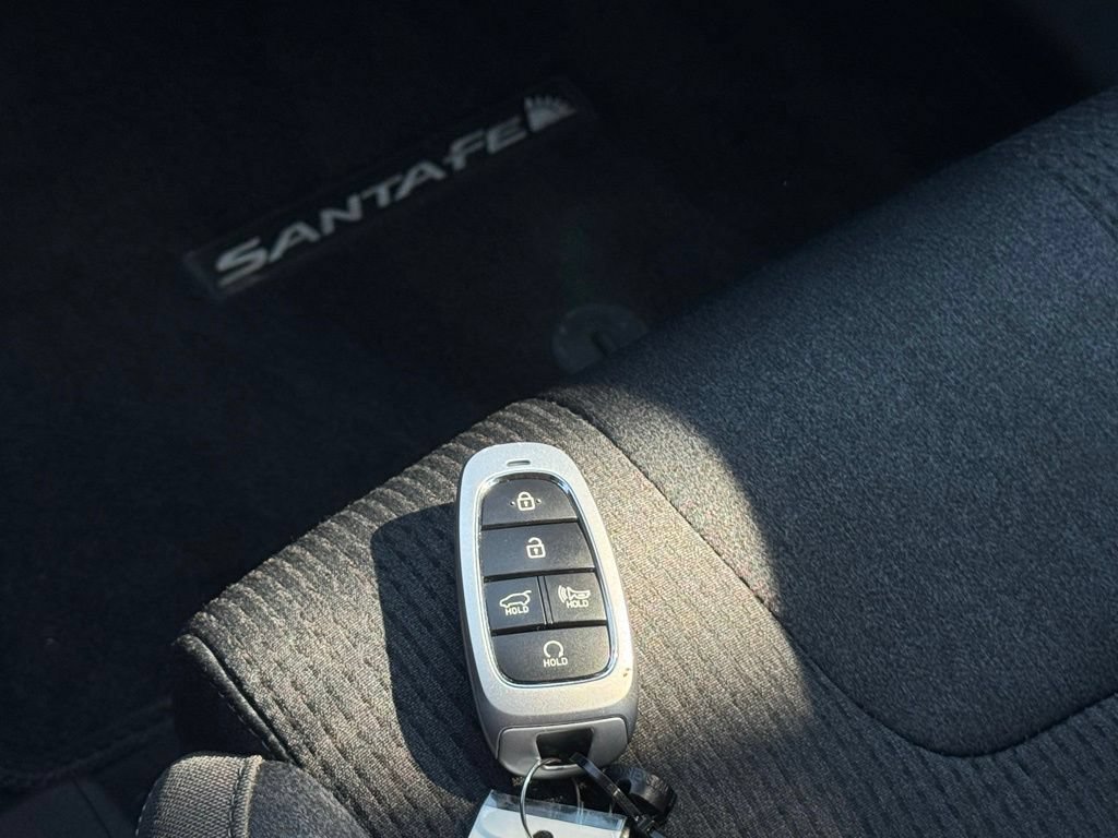 Certified 2023 Hyundai Santa Fe SEL AWD/4WD image 35