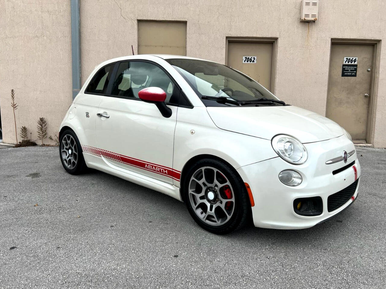 Used 2013 FIAT 500 Sport w/ Beats Audio Pkg image 11