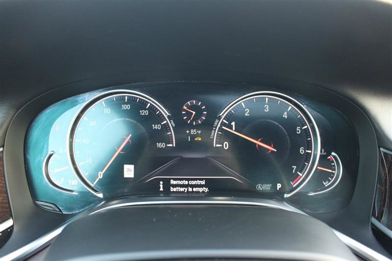 Used 2018 BMW 750i xDrive image 17