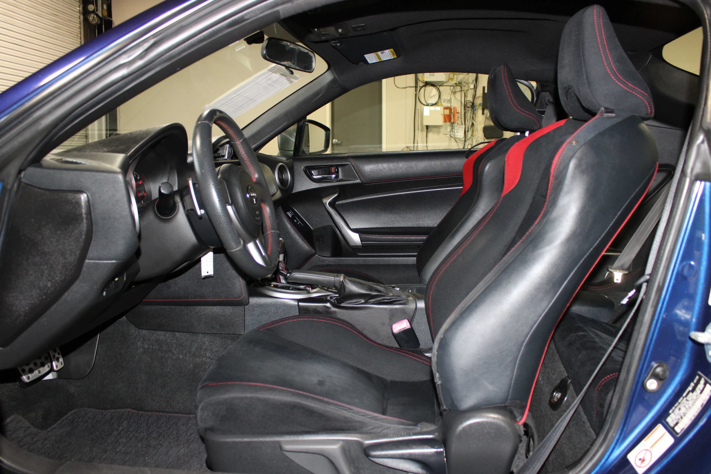 Used 2015 Scion FR-S RWD image 11