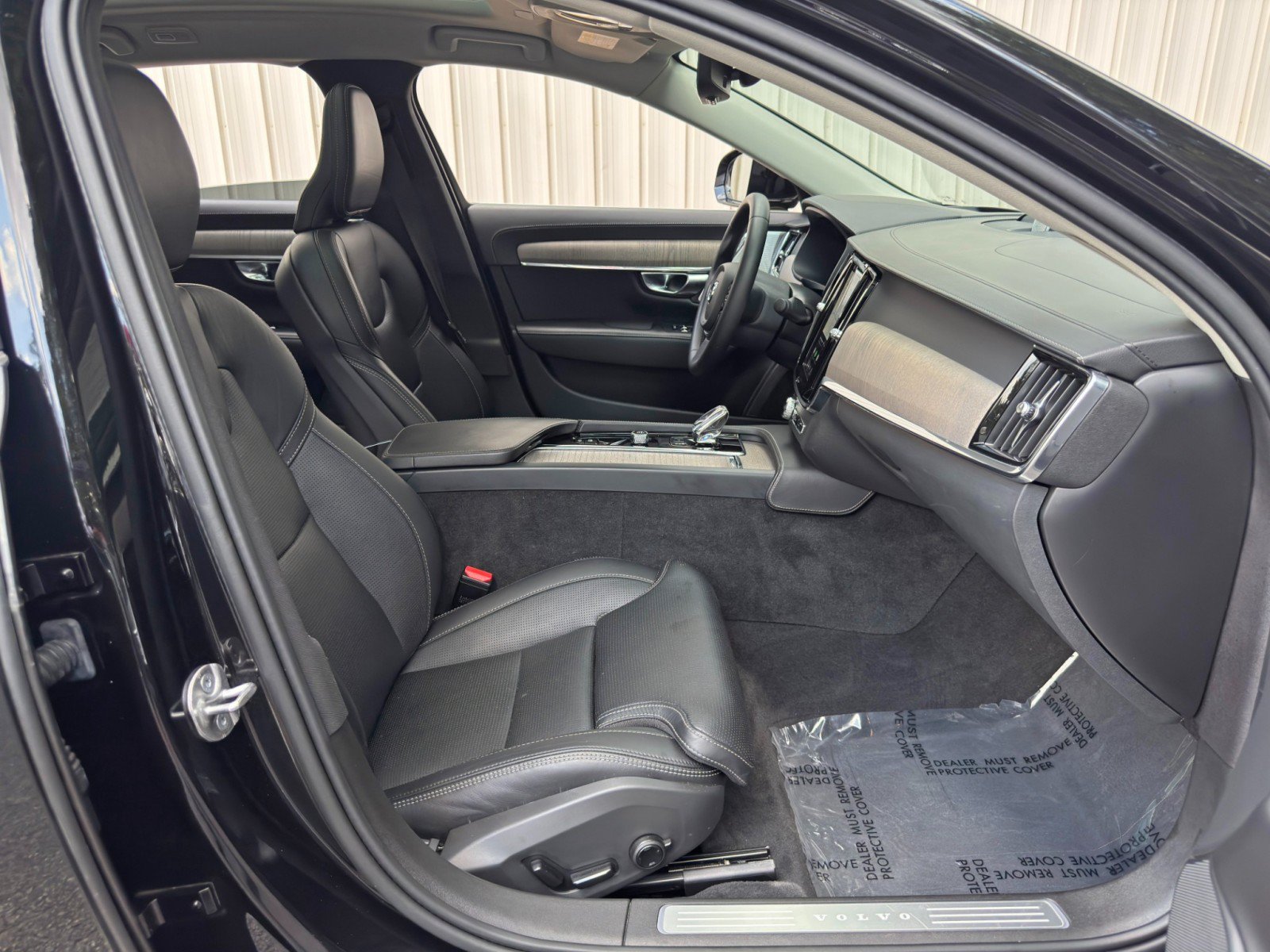 Used 2023 Volvo S90 B6 Ultimate w/ Lounge Package AWD/4WD image 15