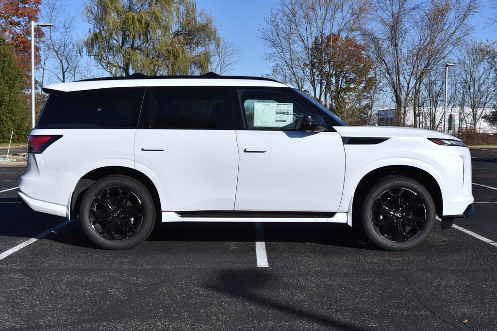 Certified 2026 INFINITI QX80 4WD w/ Sport Exterior Package image 6