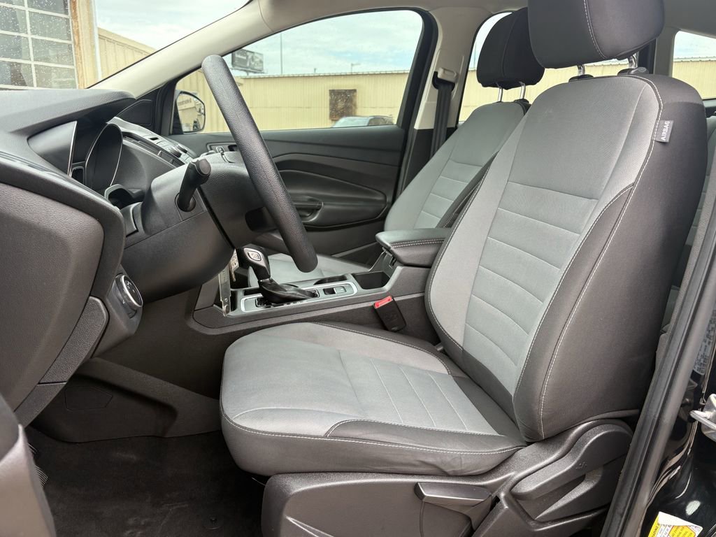 Used 2017 Ford Escape S FWD image 11