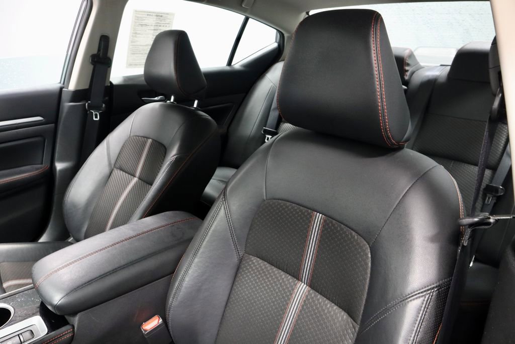 Used 2025 Nissan Altima 2.5 SR AWD/4WD image 25
