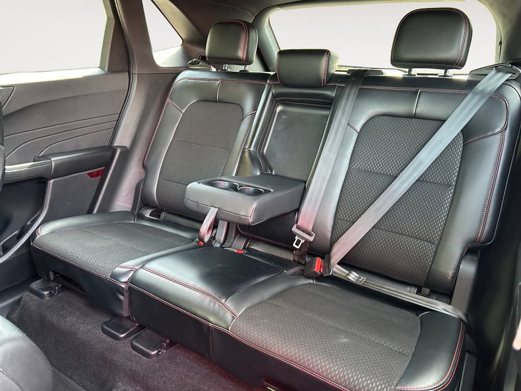 Used 2025 Ford Escape ST-Line FWD image 13
