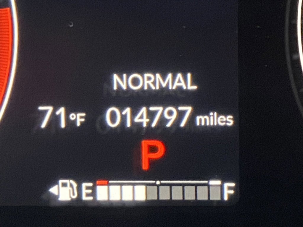 Used 2023 Honda Pilot Sport image 15