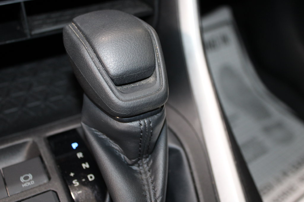 Used 2023 Toyota RAV4 XLE FWD image 48