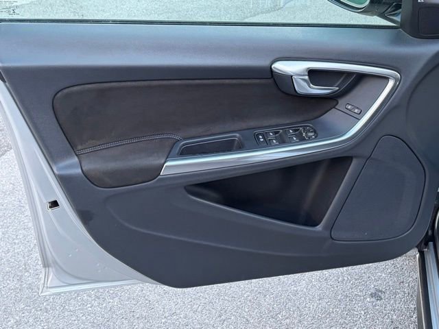 Used 2018 Volvo V60 T6 Polestar image 12