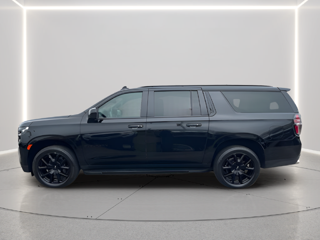 Used 2023 Chevrolet Suburban RST w/ Sport Performance Package AWD/4WD image 8