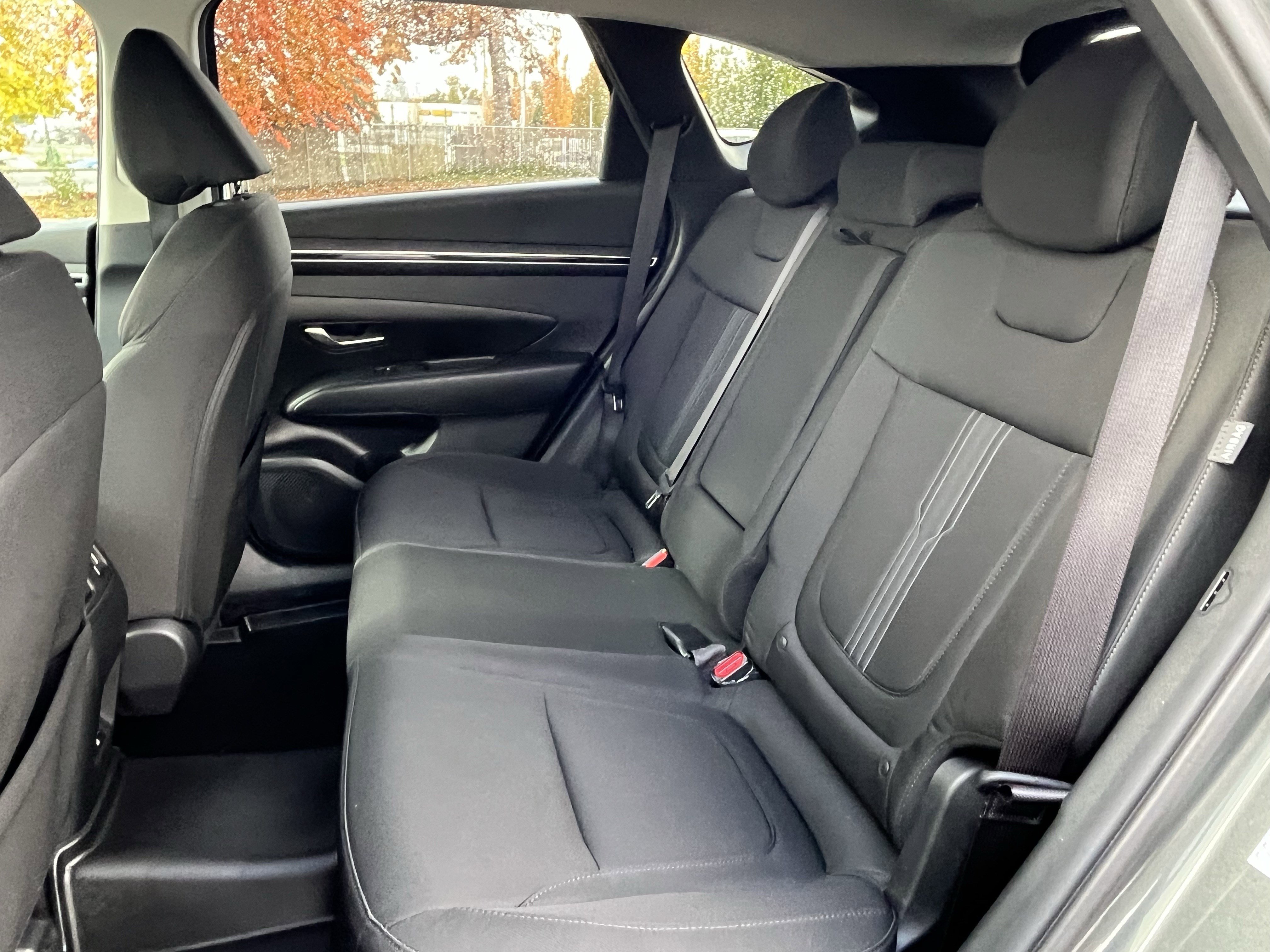 Used 2024 Hyundai Tucson Blue image 14