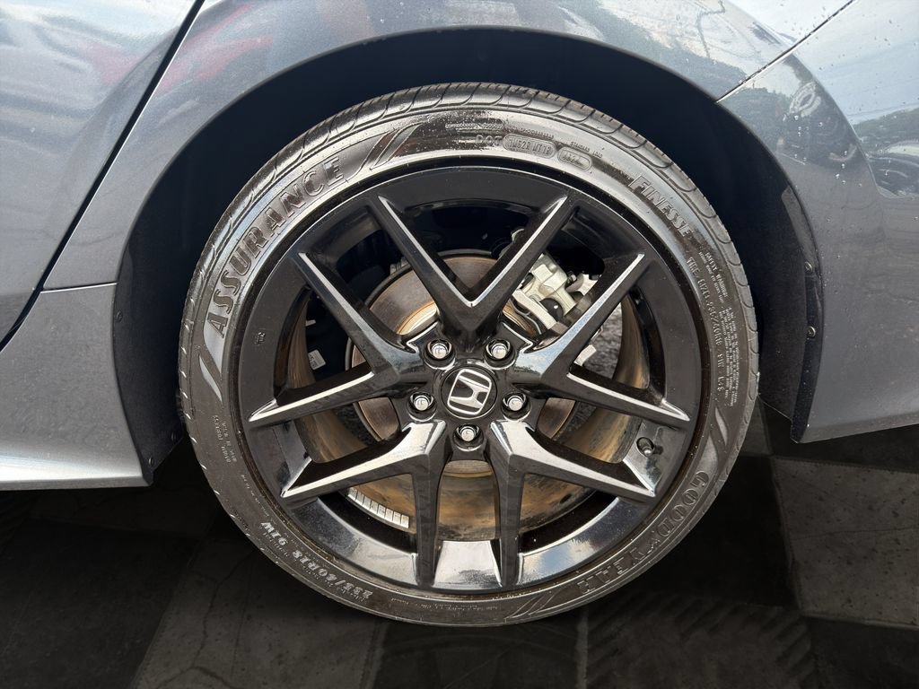 Used 2025 Honda Civic Sport image 10