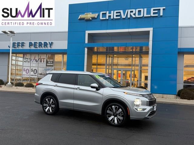 Used 2025 Mitsubishi Outlander SEL image 1