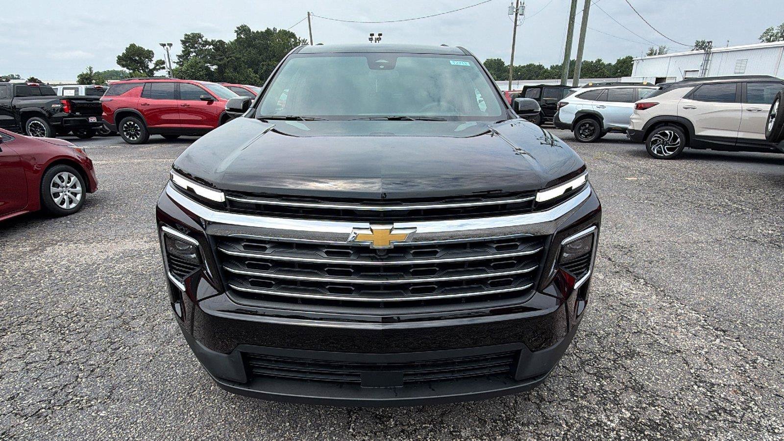 New 2026 Chevrolet Traverse LT FWD image 2