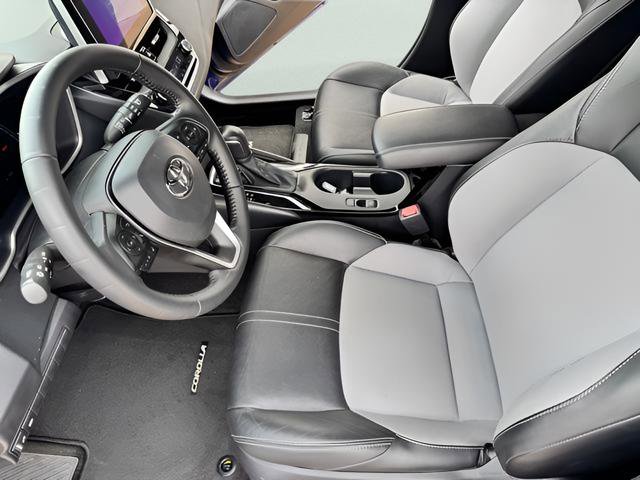 Used 2025 Toyota Corolla XSE image 44