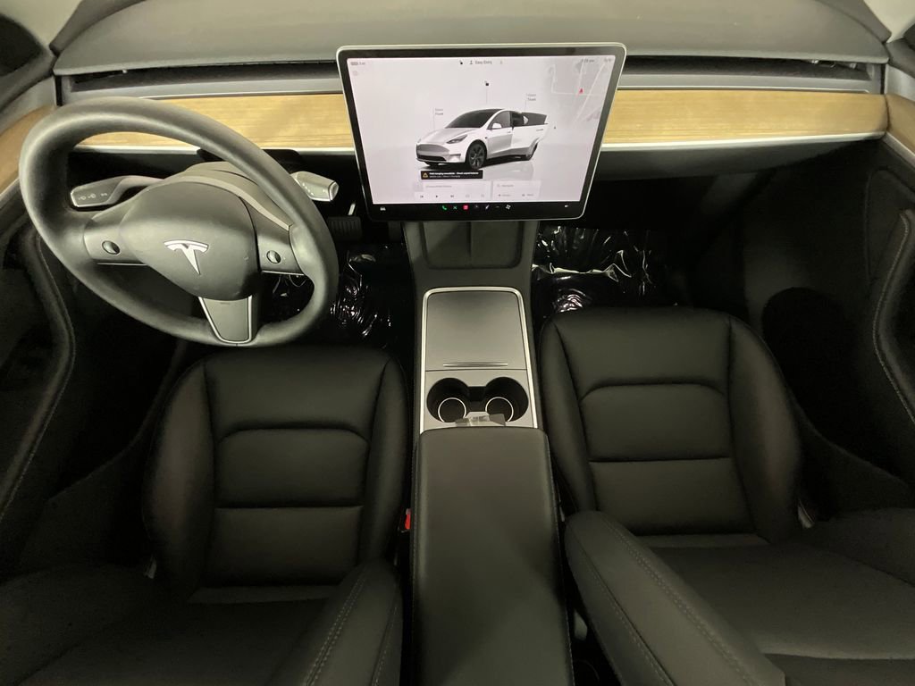 Used 2024 Tesla Model Y Long Range AWD/4WD image 14