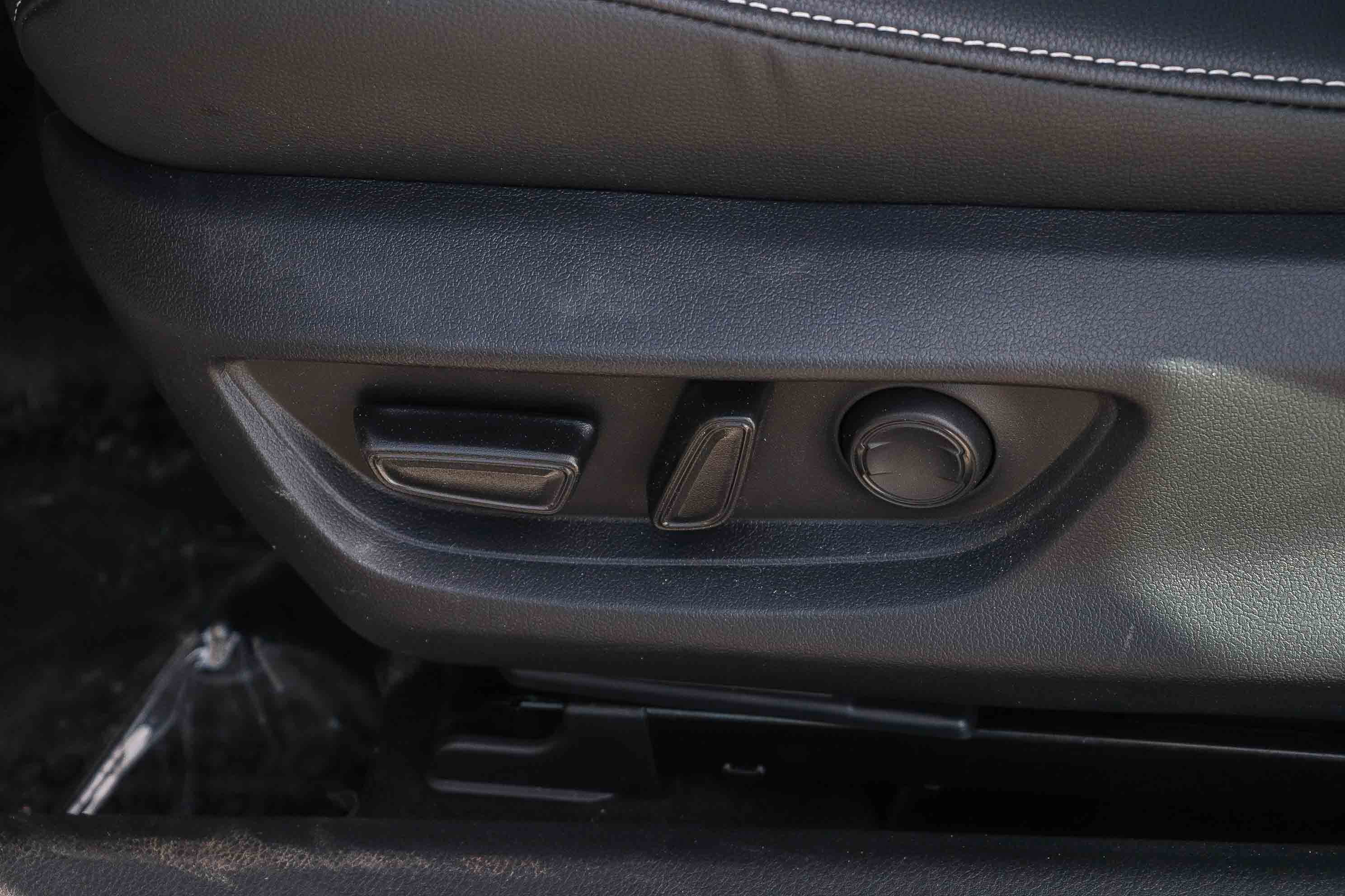 Used 2026 Toyota Camry SE w/ Convenience Package FWD image 21