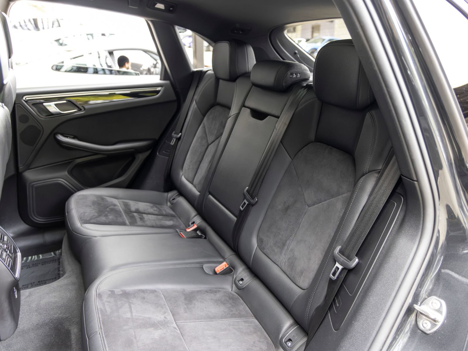 Certified 2021 Porsche Macan S AWD/4WD image 50