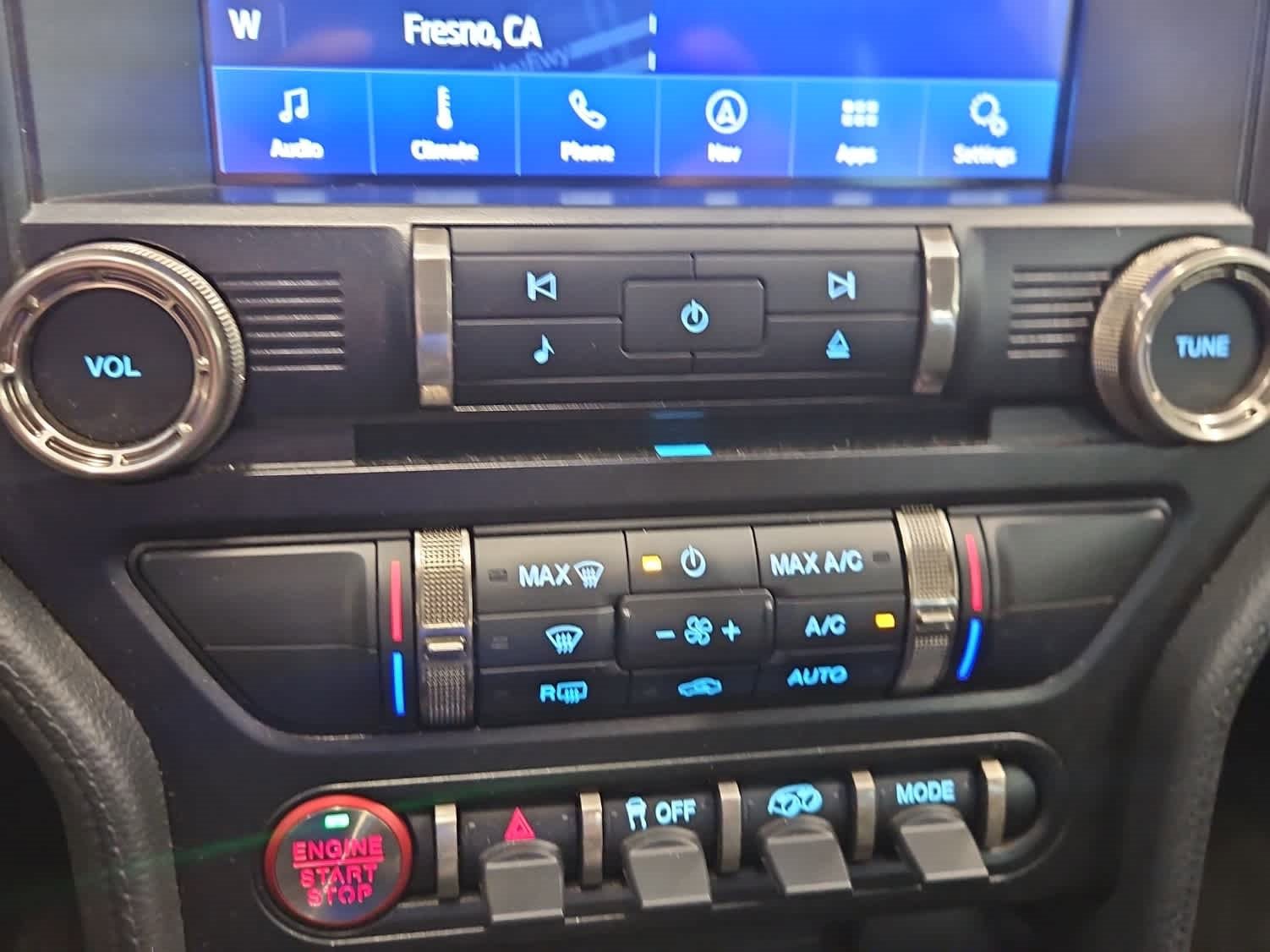 Certified 2020 Ford Mustang Shelby GT500 w/ Carbon Fiber Track Pack image 16