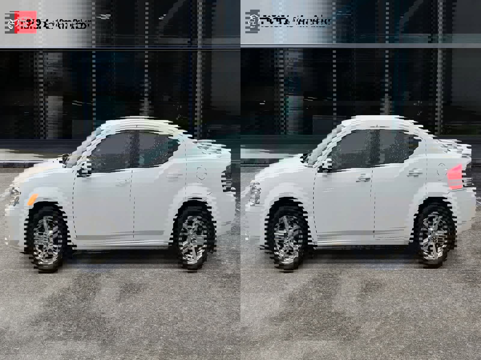 Used 2010 Dodge Avenger R/T image 9