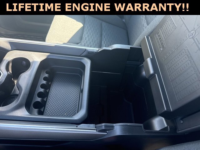 New 2026 RAM 1500 4x4 Crew Cab image 32