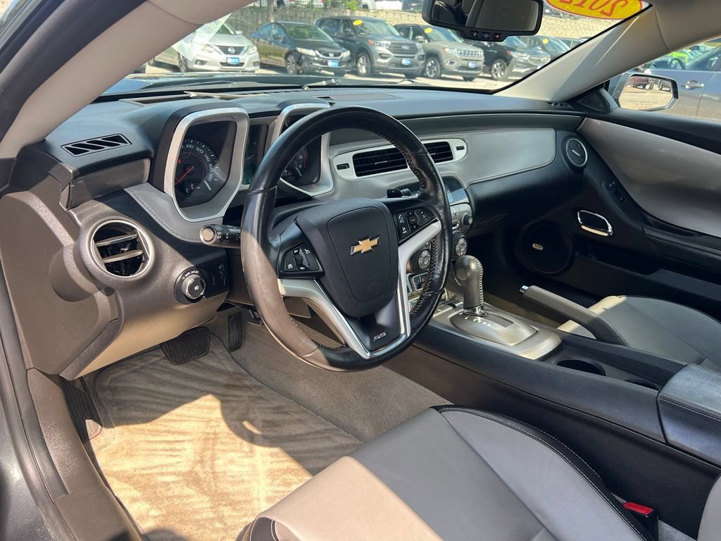 Used 2012 Chevrolet Camaro SS RWD image 19