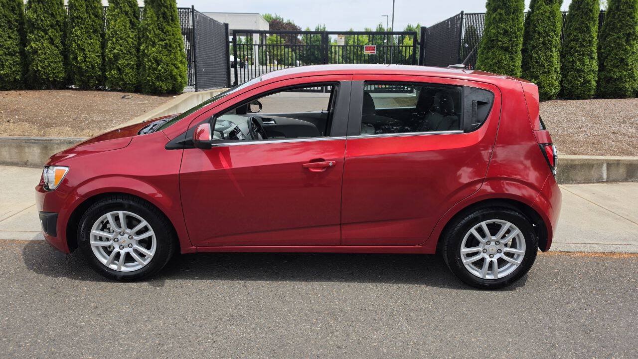 Used 2012 Chevrolet Sonic LT FWD image 9