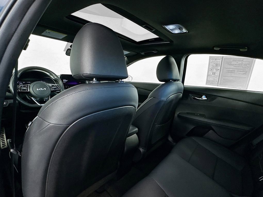 Used 2024 Kia Forte GT-Line w/ GT-Line Premium Package image 19