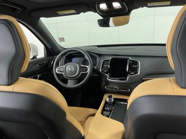 Used 2024 Volvo XC90 T8 Ultimate w/ Protection Package Premier AWD/4WD image 32