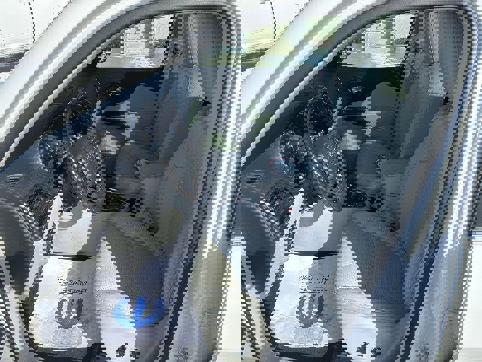 Used 2021 Jeep Cherokee Limited image 14