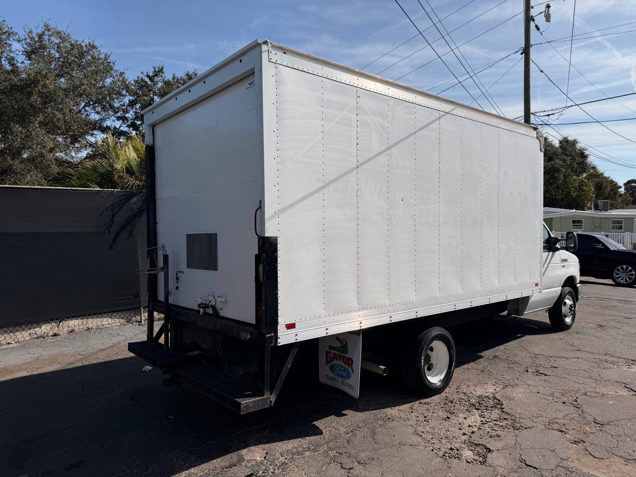 Used 2015 Ford E-350 and Econoline 350 Super Duty image 4