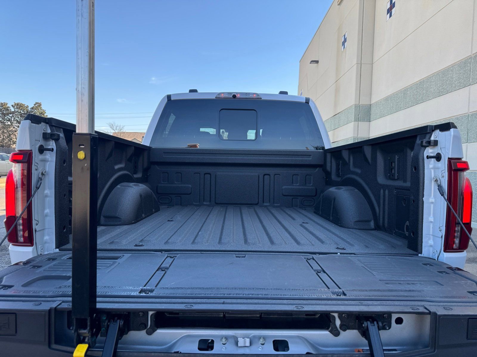 Certified 2025 Ford F150 Raptor image 18