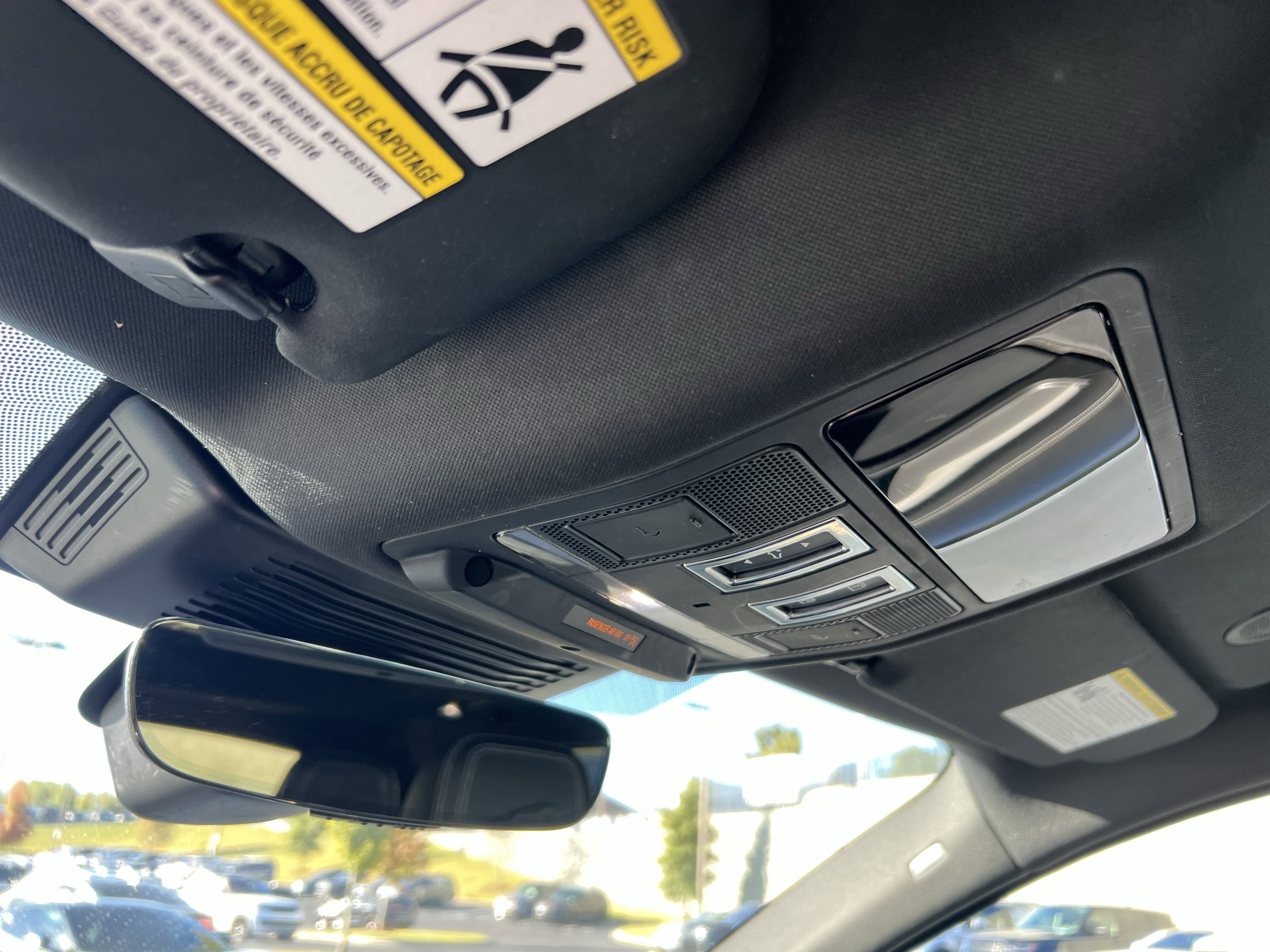 Certified 2022 Jaguar F-PACE R-Dynamic S image 23