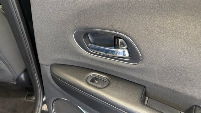 Used 2021 Honda HR-V EX image 25