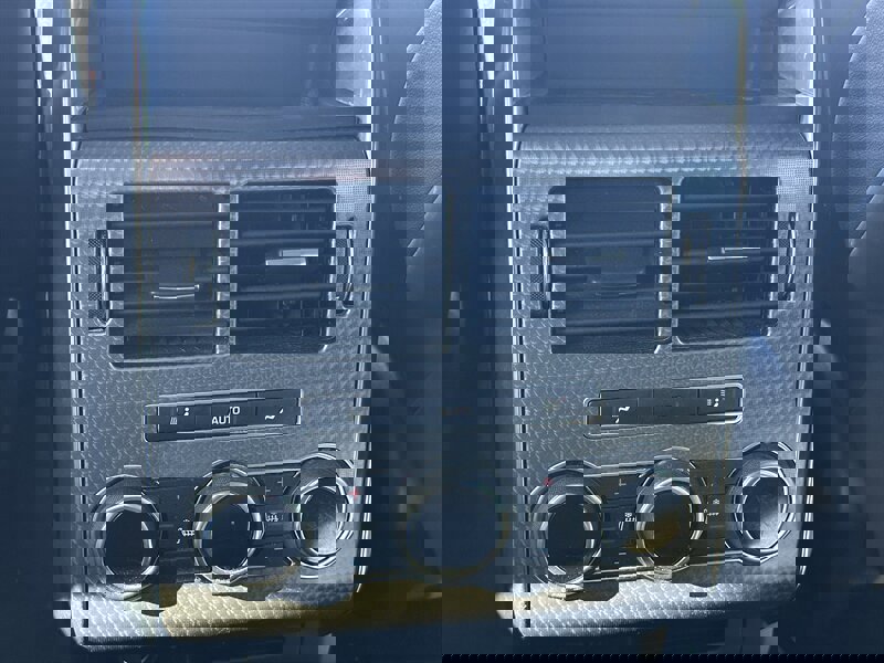 Used 2015 Land Rover Range Rover Sport Autobiography image 18