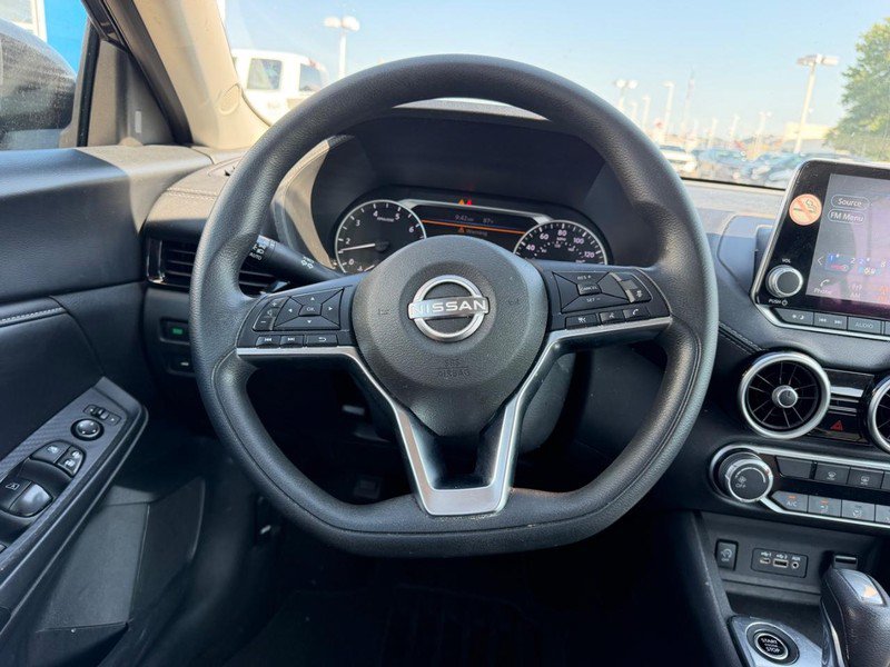 Used 2024 Nissan Sentra SV FWD image 10