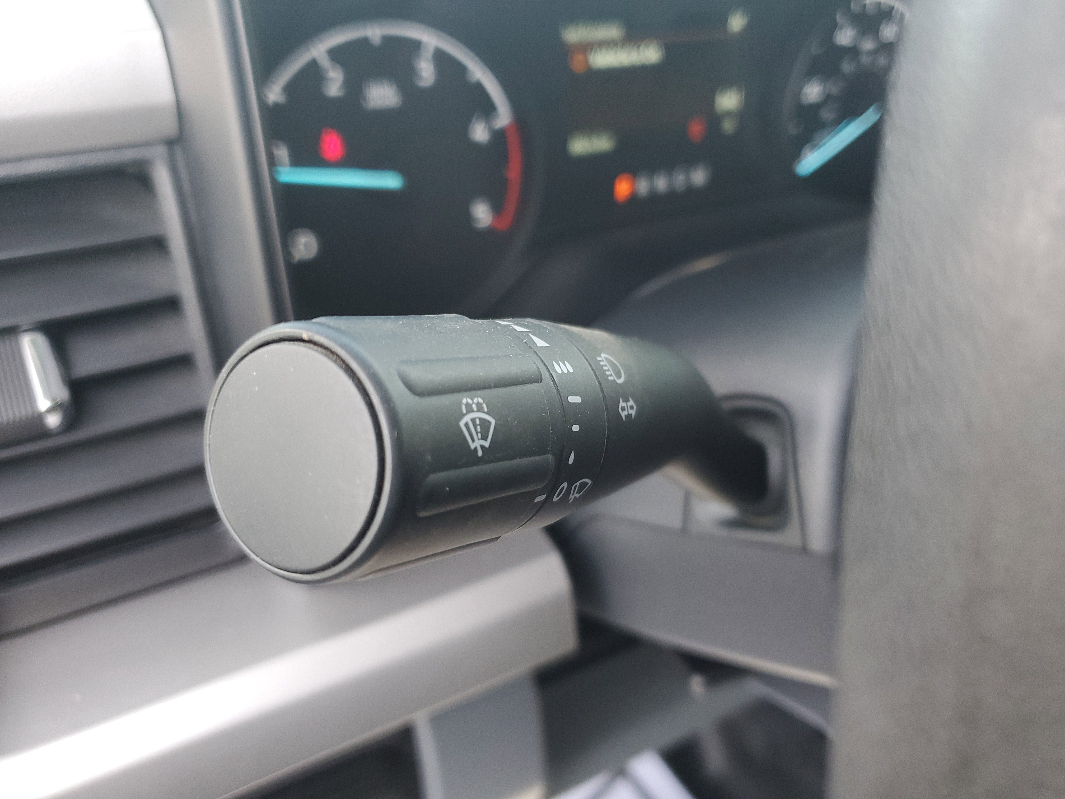 Used 2025 Ford F350 XL w/ FX4 Off-Road Package image 31