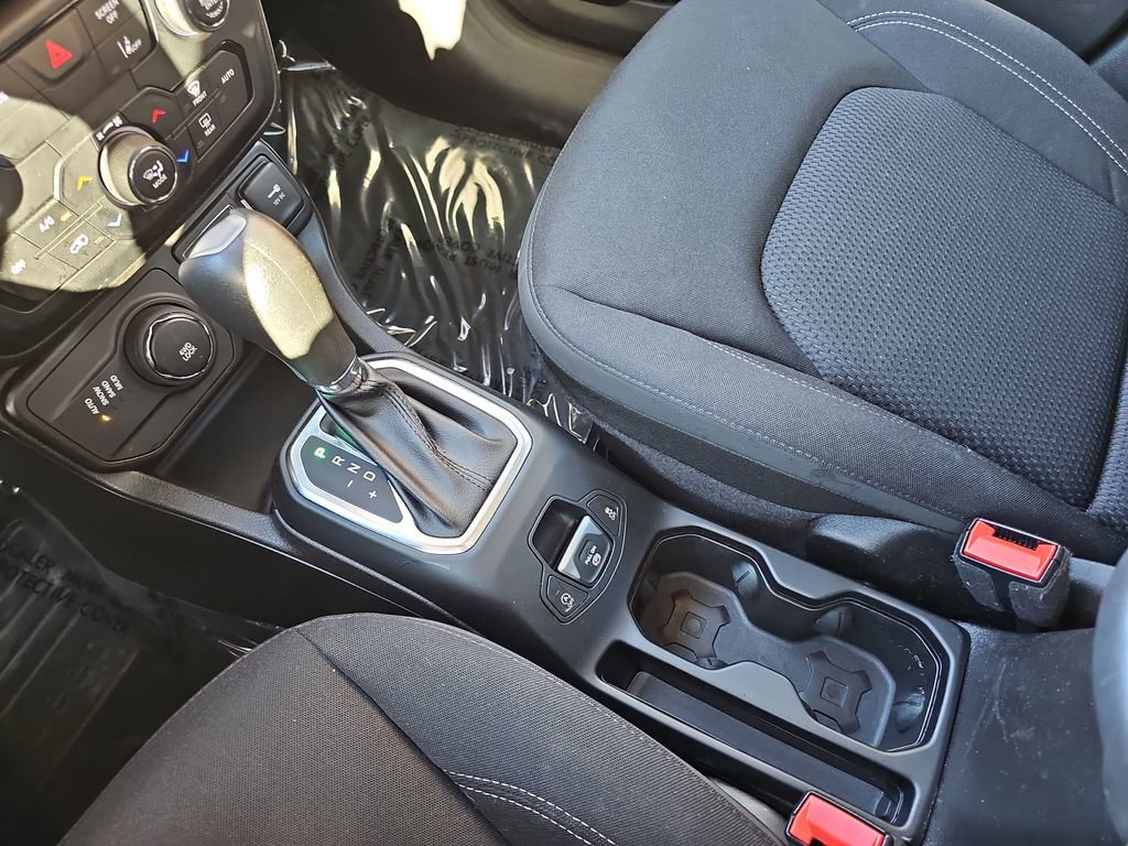 Used 2023 Jeep Renegade Altitude w/ Convenience Group I image 23