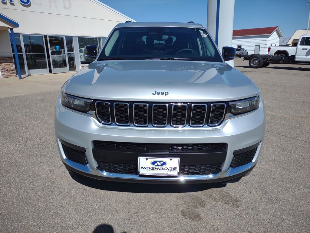 Used 2023 Jeep Grand Cherokee L Limited w/ MOPAR Finishing Package AWD/4WD image 8