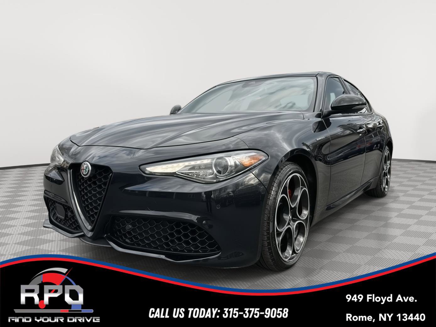 Used 2022 Alfa Romeo Giulia Veloce AWD/4WD image 1