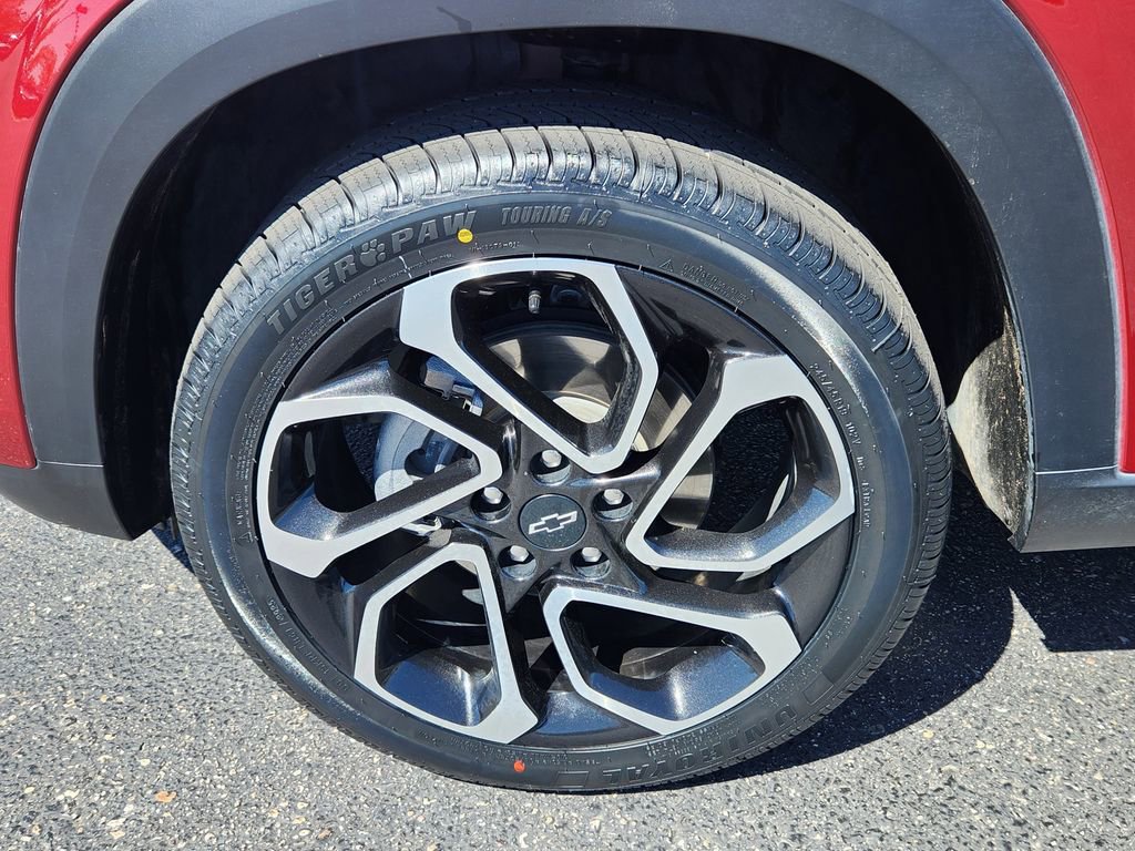 Used 2024 Chevrolet Trax RS w/ Driver Confidence Package FWD image 14