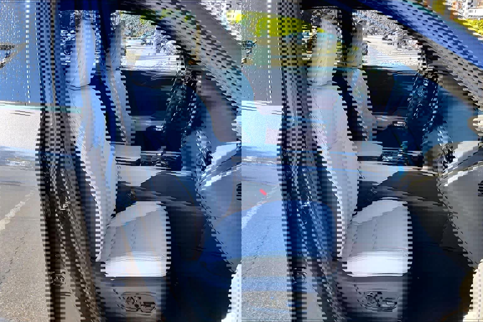 Used 2024 Lexus RX 350 Premium w/ Convenience Package image 8