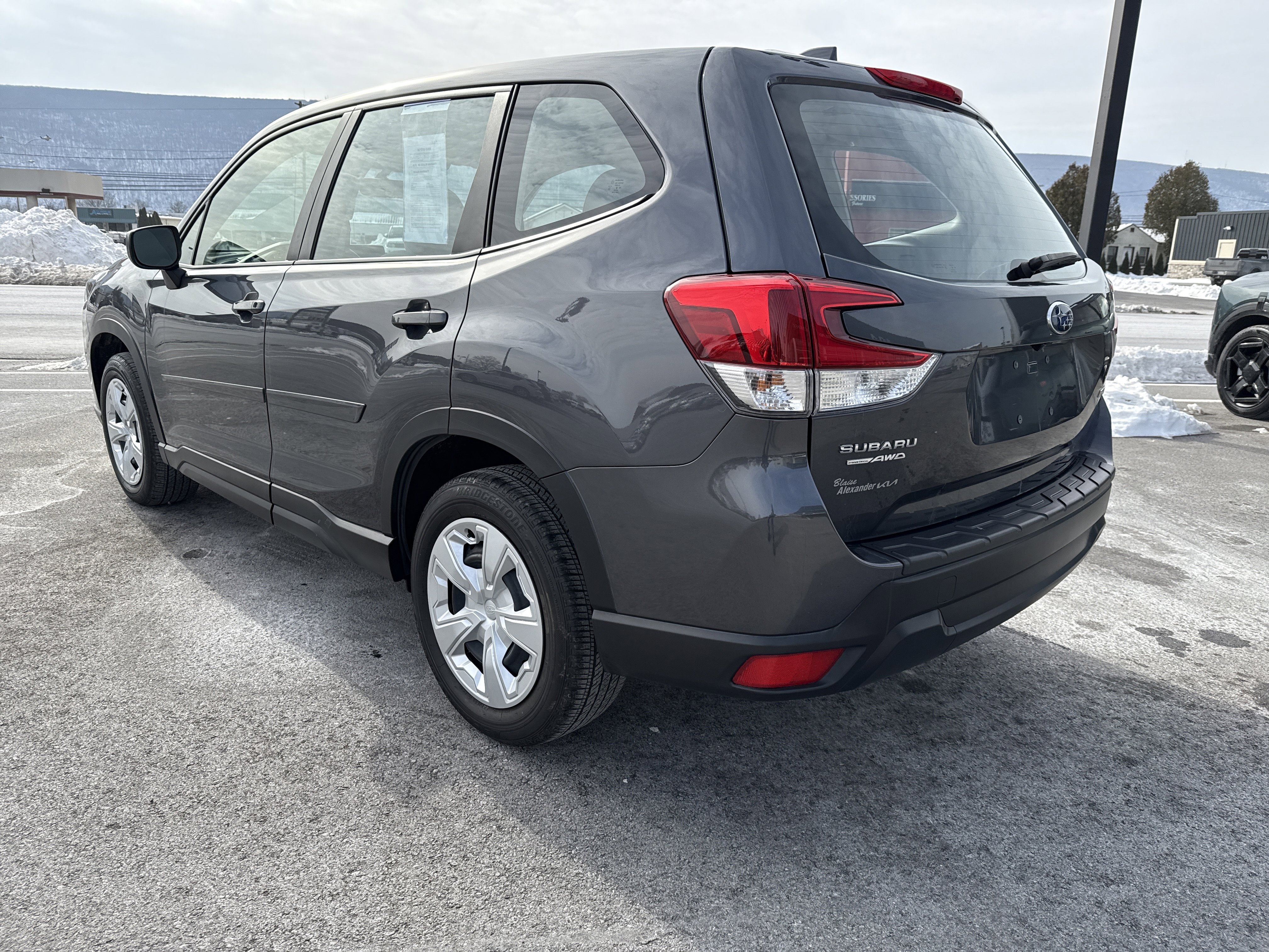Used 2022 Subaru Forester image 6