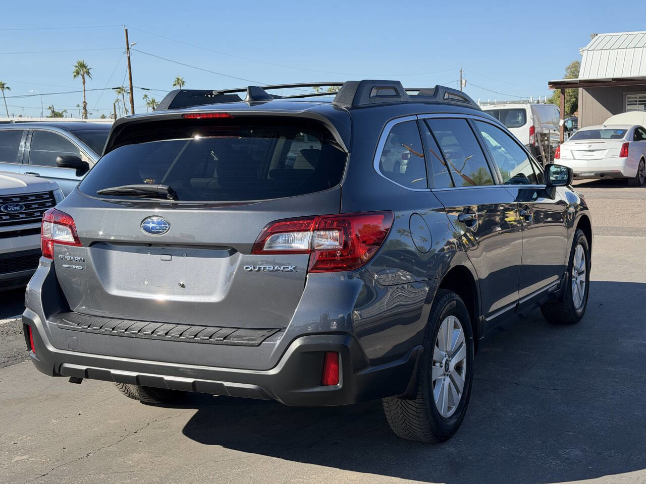 Used 2018 Subaru Outback 2.5i Premium image 9