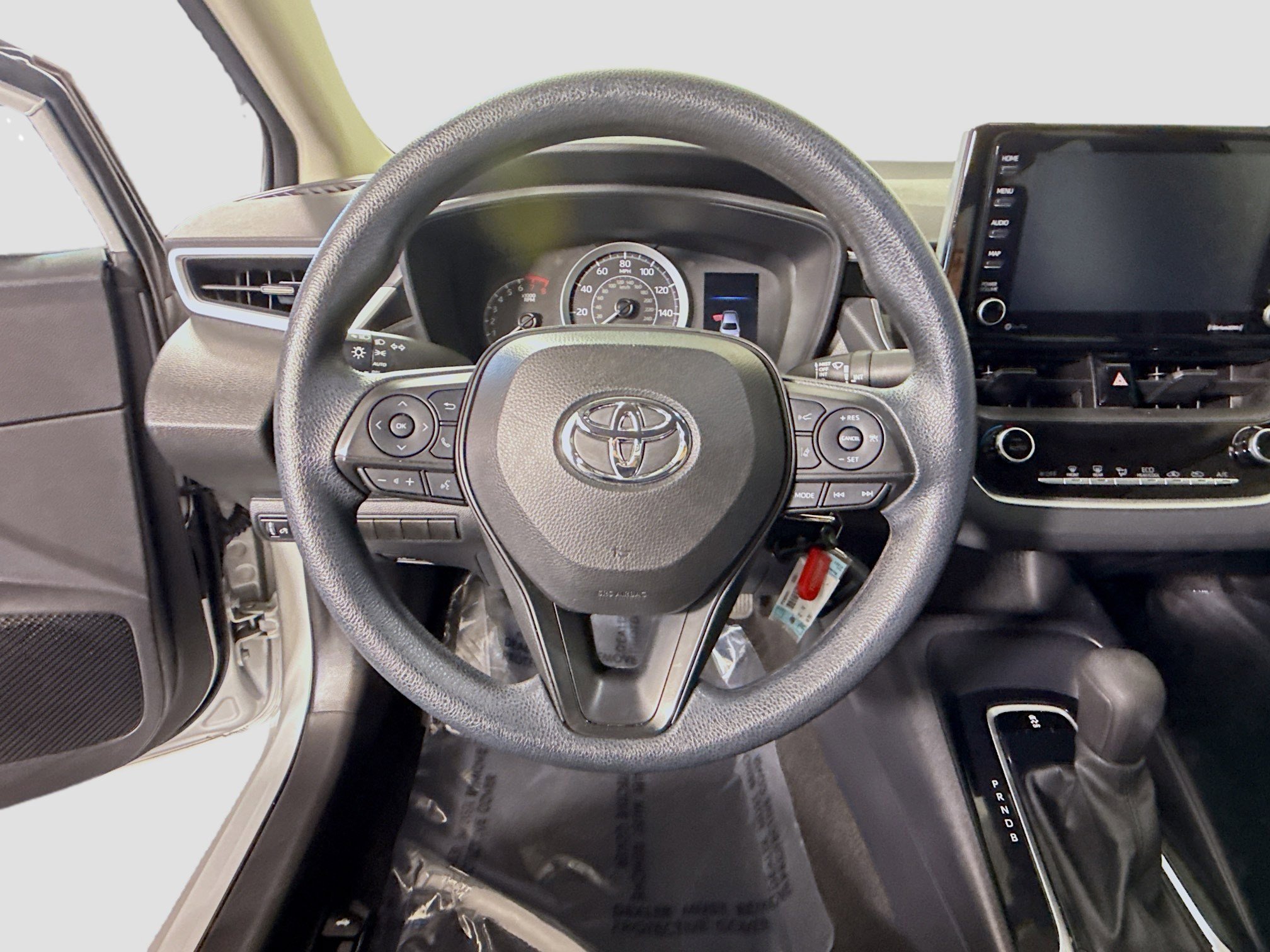 Used 2022 Toyota Corolla LE image 13